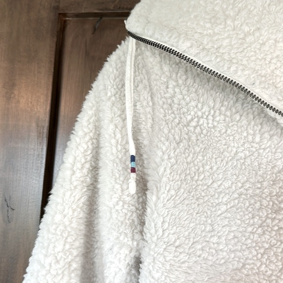 Roxy Fleece zip up - Picture 2 of 8